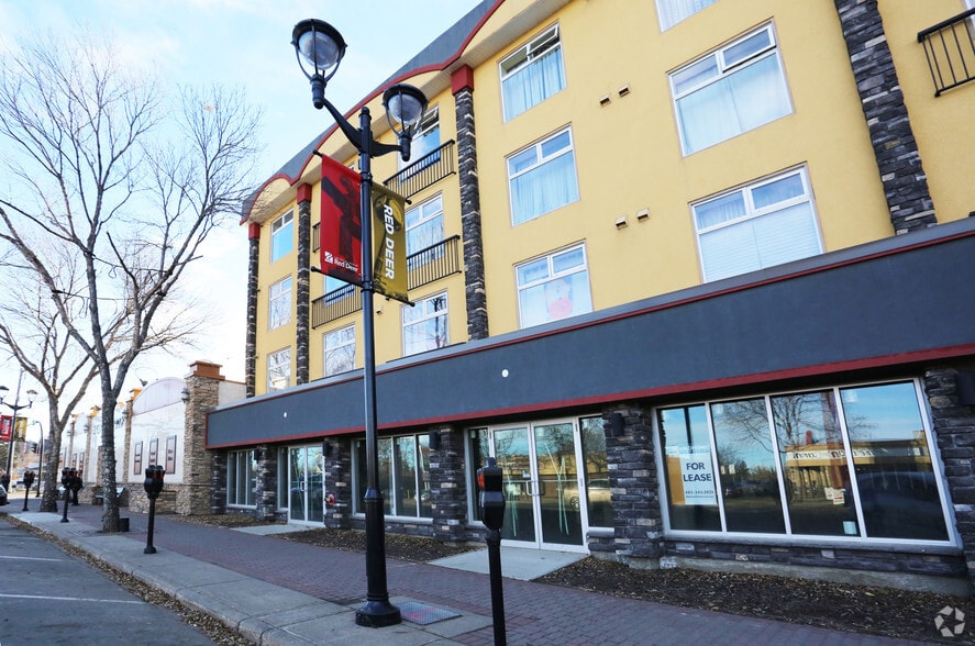 4707 50 St, Red Deer, AB for lease - Primary Photo - Image 1 of 5