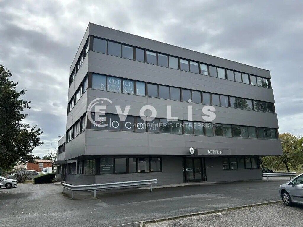 Location Bureaux 67 m² à 387 m² - Photo 1