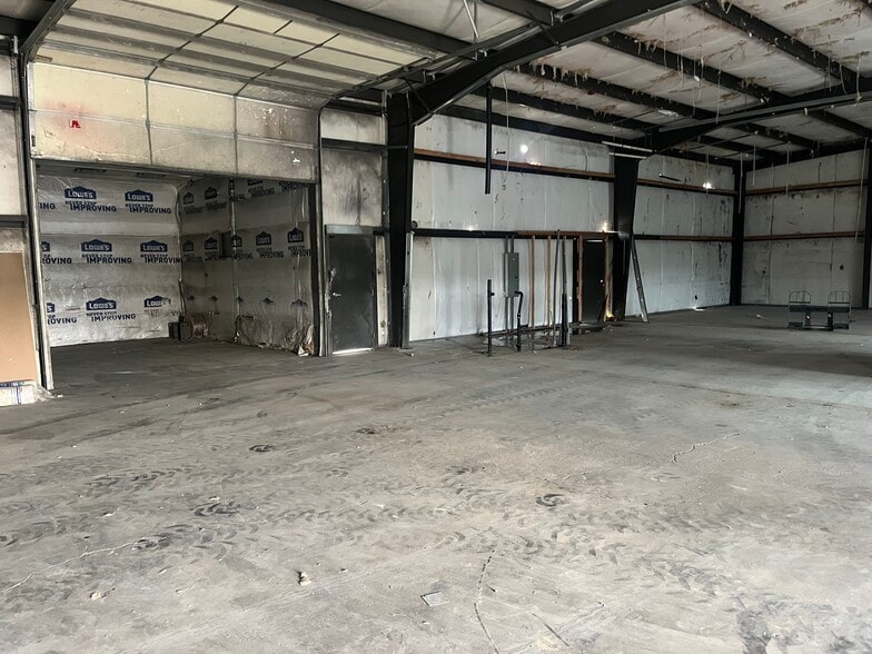 9312 W 10th Ave, Kennewick, WA for lease - Building Photo - Image 3 of 8