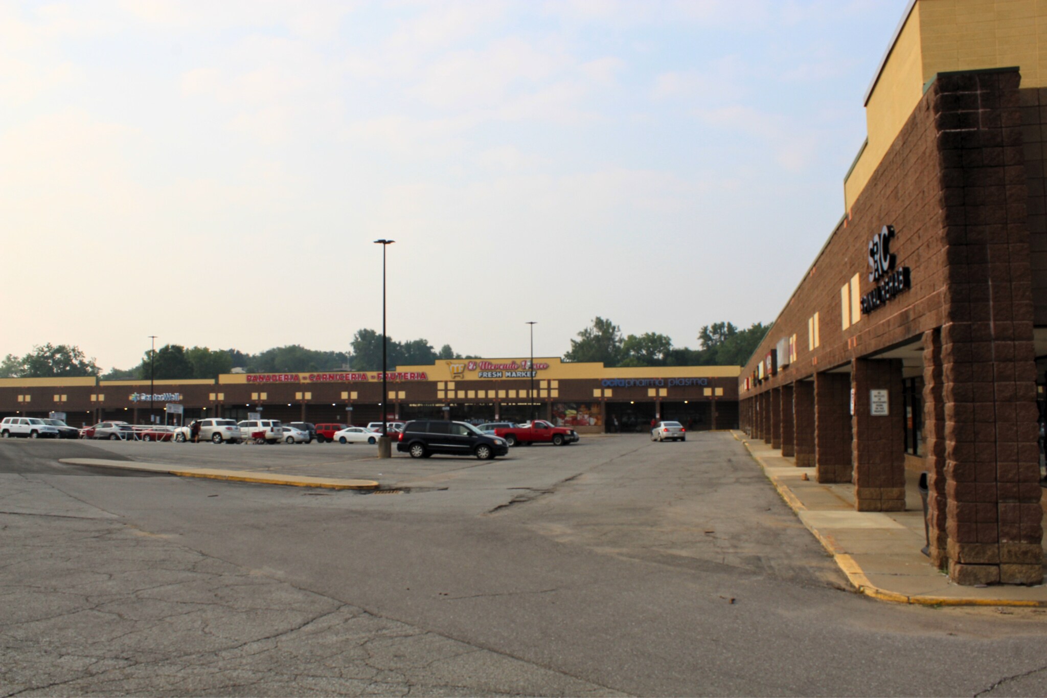 7523-7569 State Ave, Kansas City, KS for lease Building Photo- Image 1 of 7