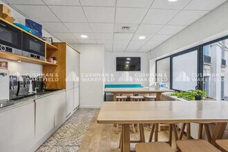 203 Rue Du Faubourg Saint-Honoré, Paris for lease Interior Photo- Image 2 of 9