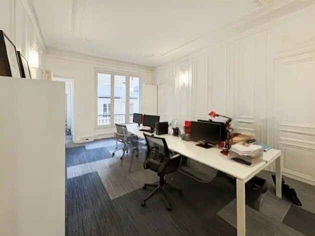 Office in Paris for lease - Building Photo - Image 2 of 8