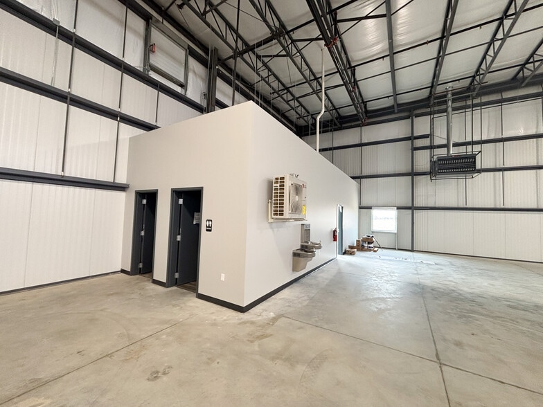 3135 Hankins Rd, Republic, MO for lease - Building Photo - Image 3 of 17