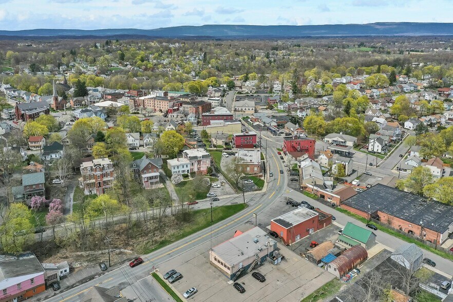 17-21 Orange Ave, Walden, NY for sale - Primary Photo - Image 1 of 1