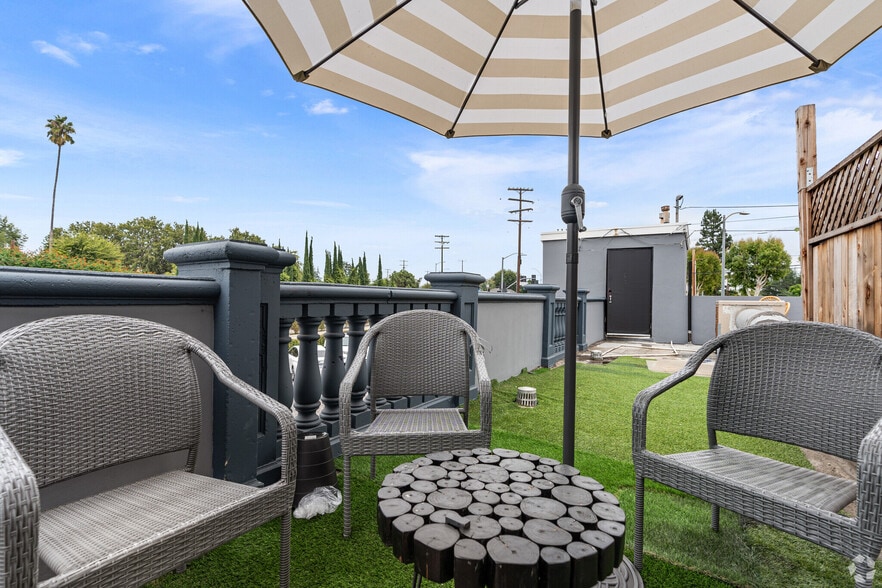 6000 Woodman Ave, Van Nuys, CA for lease - Building Photo - Image 3 of 14