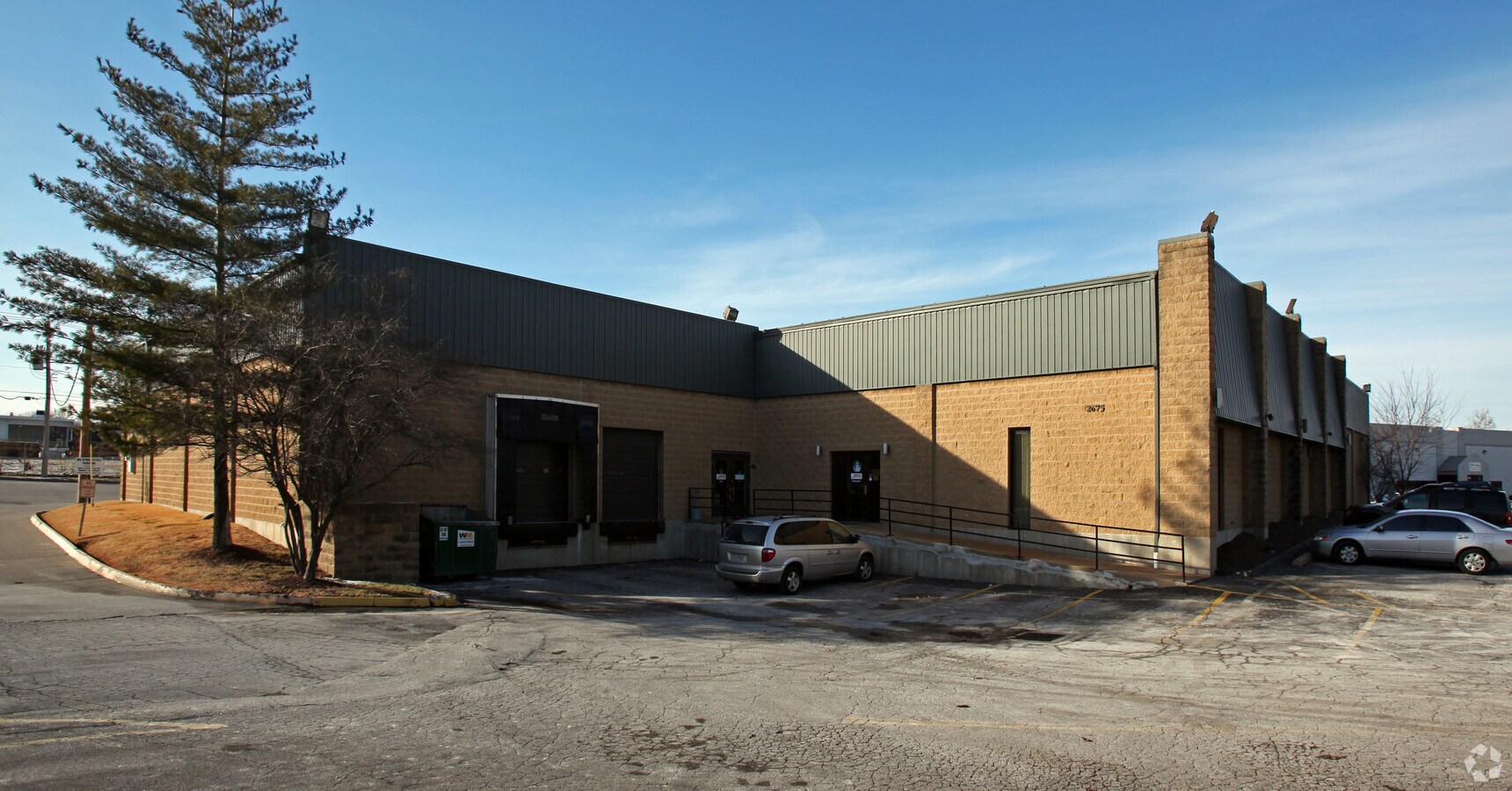 26752677 Metro Blvd, Maryland Heights, MO 63043