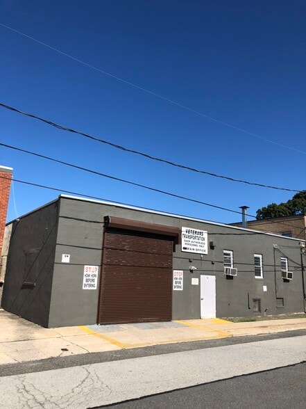 Valley Stream Portfolio portfolio of 6 properties for sale on LoopNet.com - Primary Photo - Image 3 of 3