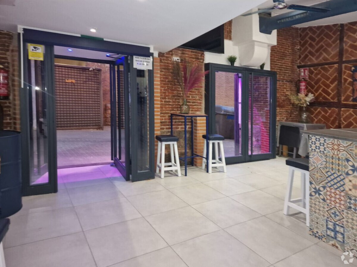 Multifamily in Madrid, Madrid for sale Interior Photo- Image 1 of 1