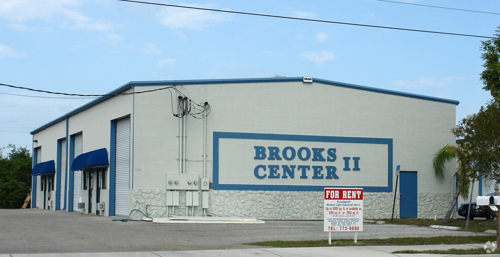 2508 Andalusia Blvd, Cape Coral, FL for lease - Primary Photo - Image 1 of 2