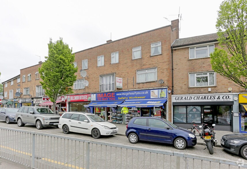 243245 Bullsmoor Ln, Enfield, MDS EN1 4SB