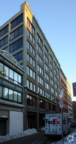 225 Friend St, Boston, MA for lease - Building Photo - Image 2 of 11