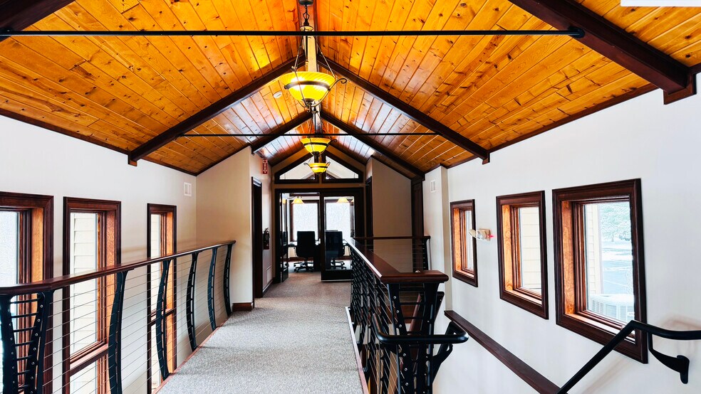 600 & 616 W Centre Ave, Portage, MI for lease - Building Photo - Image 2 of 15