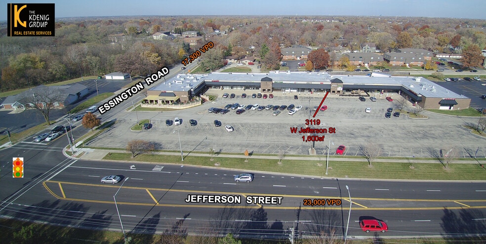 3101-3159 W Jefferson St, Joliet, IL for lease - Building Photo - Image 2 of 3