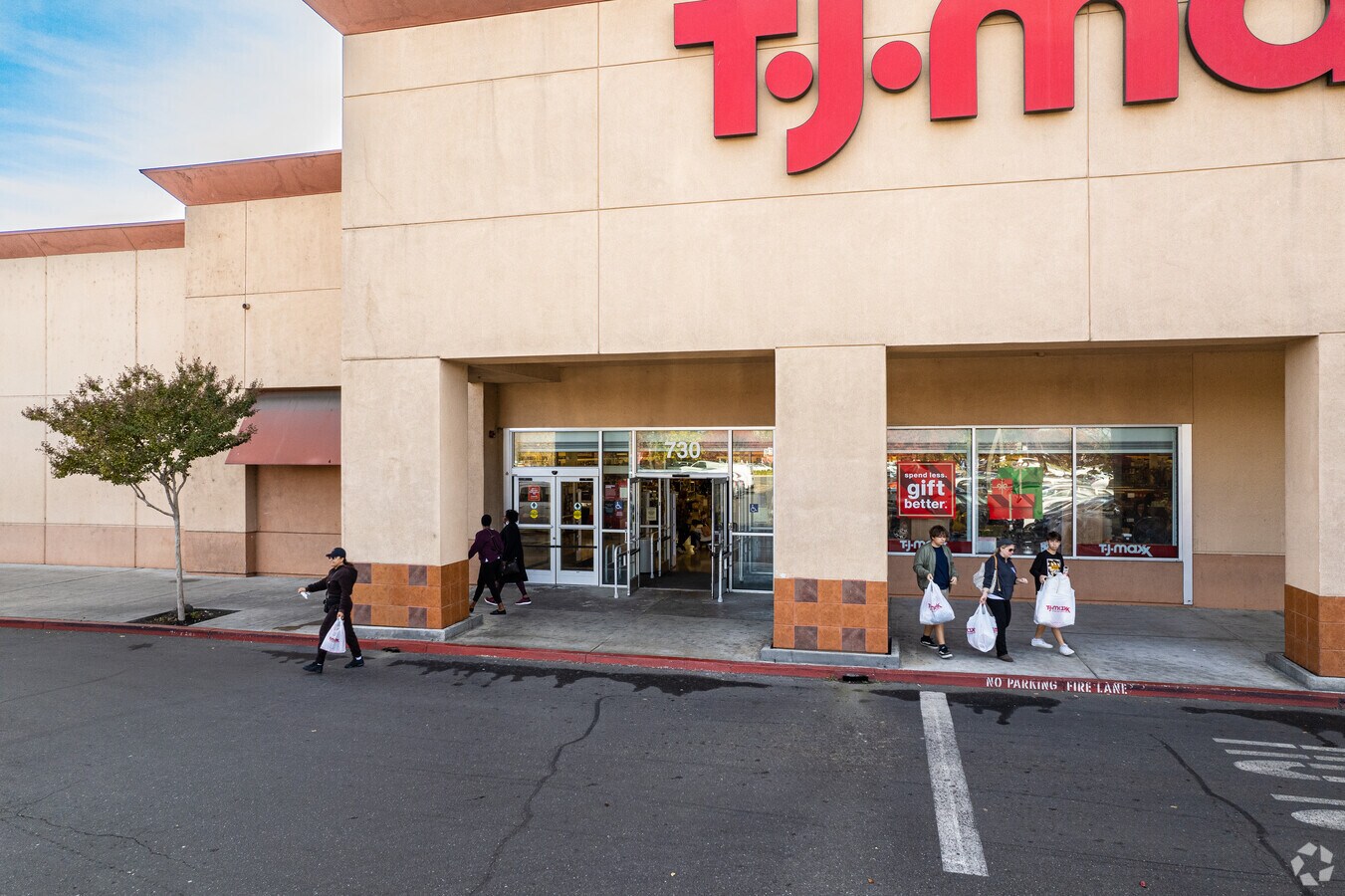 718760 W Hammer Ln, Stockton, CA 95210 Pacific Town Center