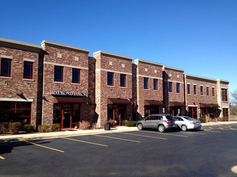 816-820 W Bartlett Rd, Bartlett, IL for sale - Building Photo - Image 1 of 1