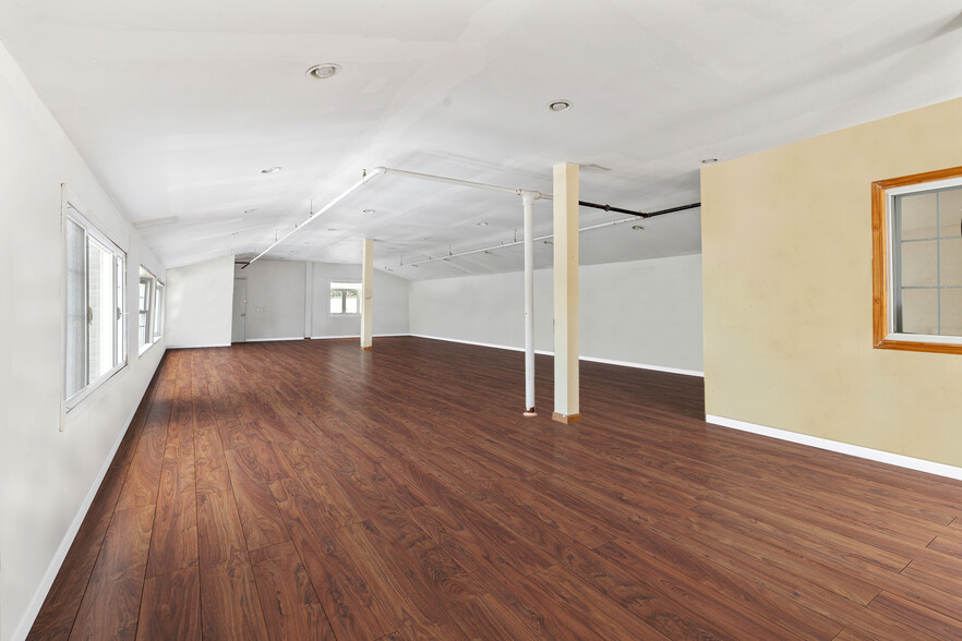 831 Broadway, Newark, NJ for lease - Interior Photo - Image 3 of 8