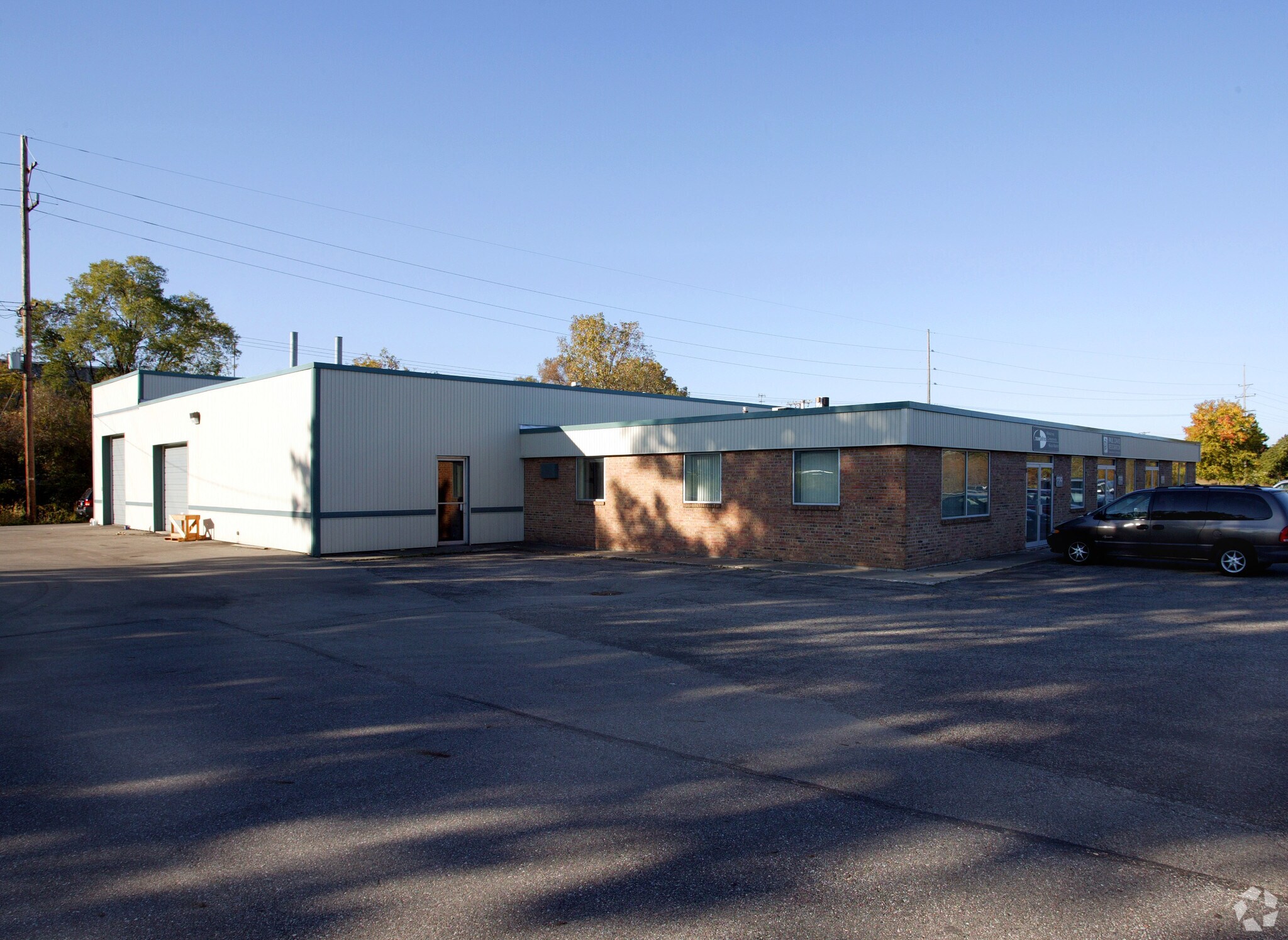 1730 Olson St NE, Grand Rapids, MI for sale Primary Photo- Image 1 of 1