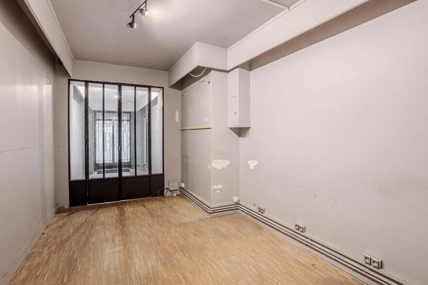 Office in Paris for sale - Interior Photo - Image 3 of 8