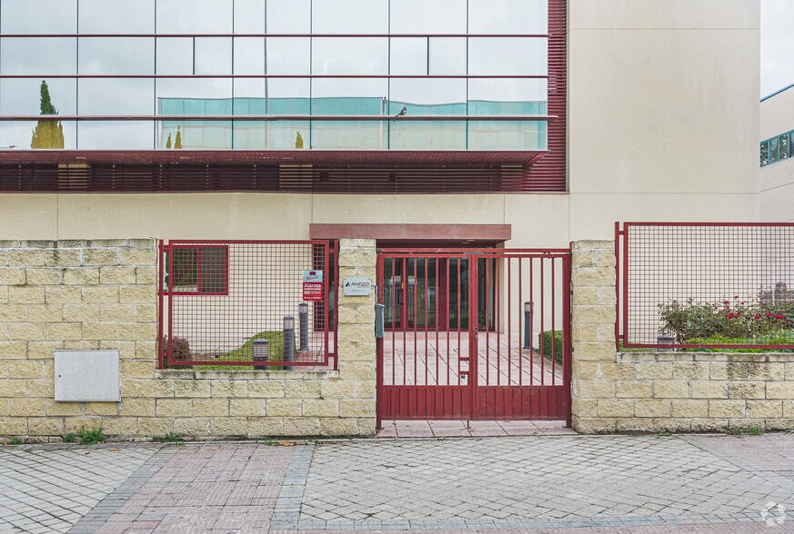 Avenida Italia, 10, Coslada, Madrid for lease - Building Photo - Image 3 of 38