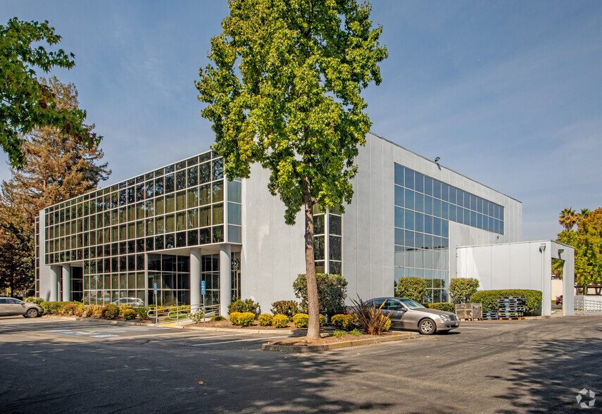 2160 Lundy Ave, San Jose, CA for lease - Building Photo - Image 3 of 4