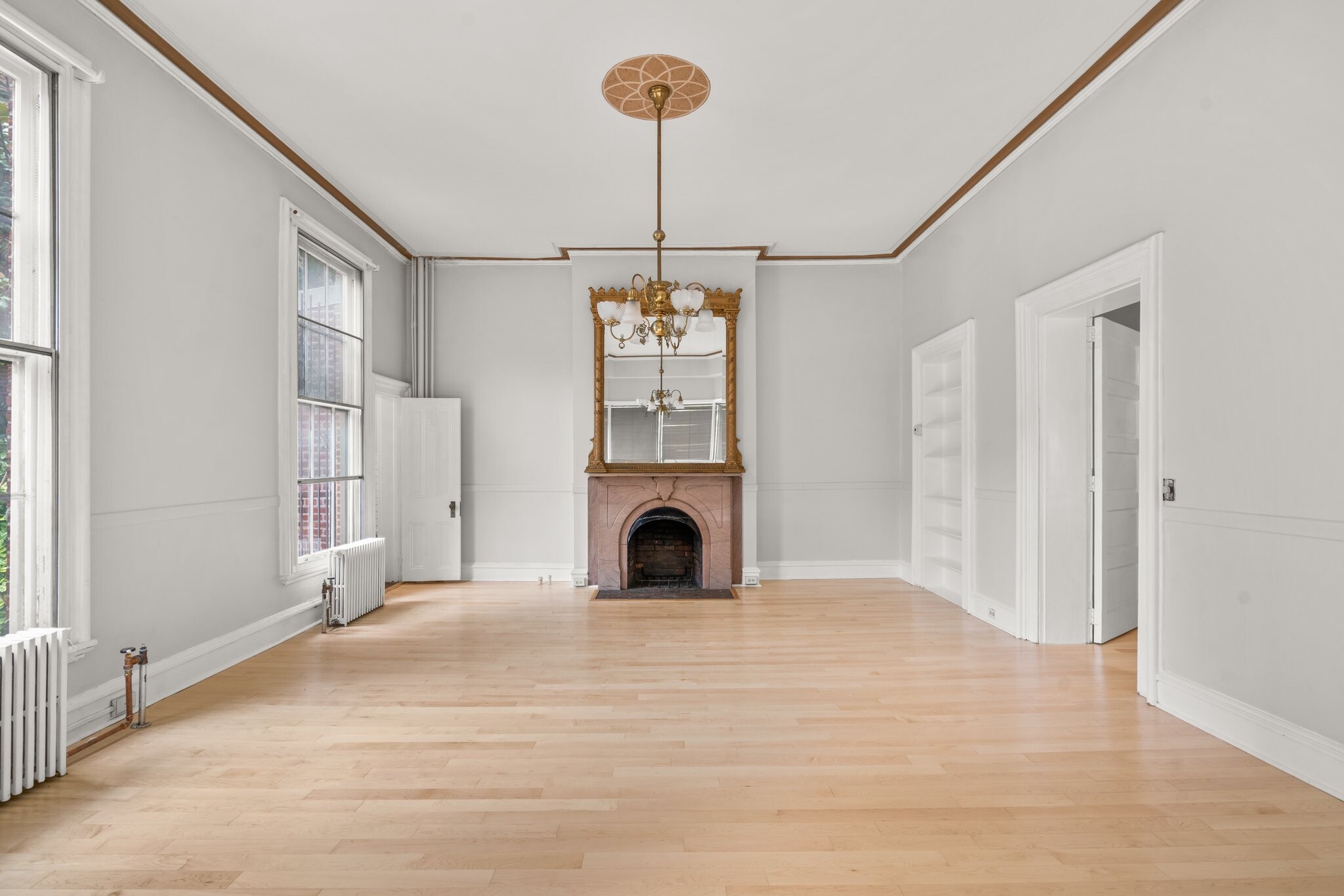 505 Cathedral St, Baltimore, MD for lease Interior Photo- Image 1 of 10