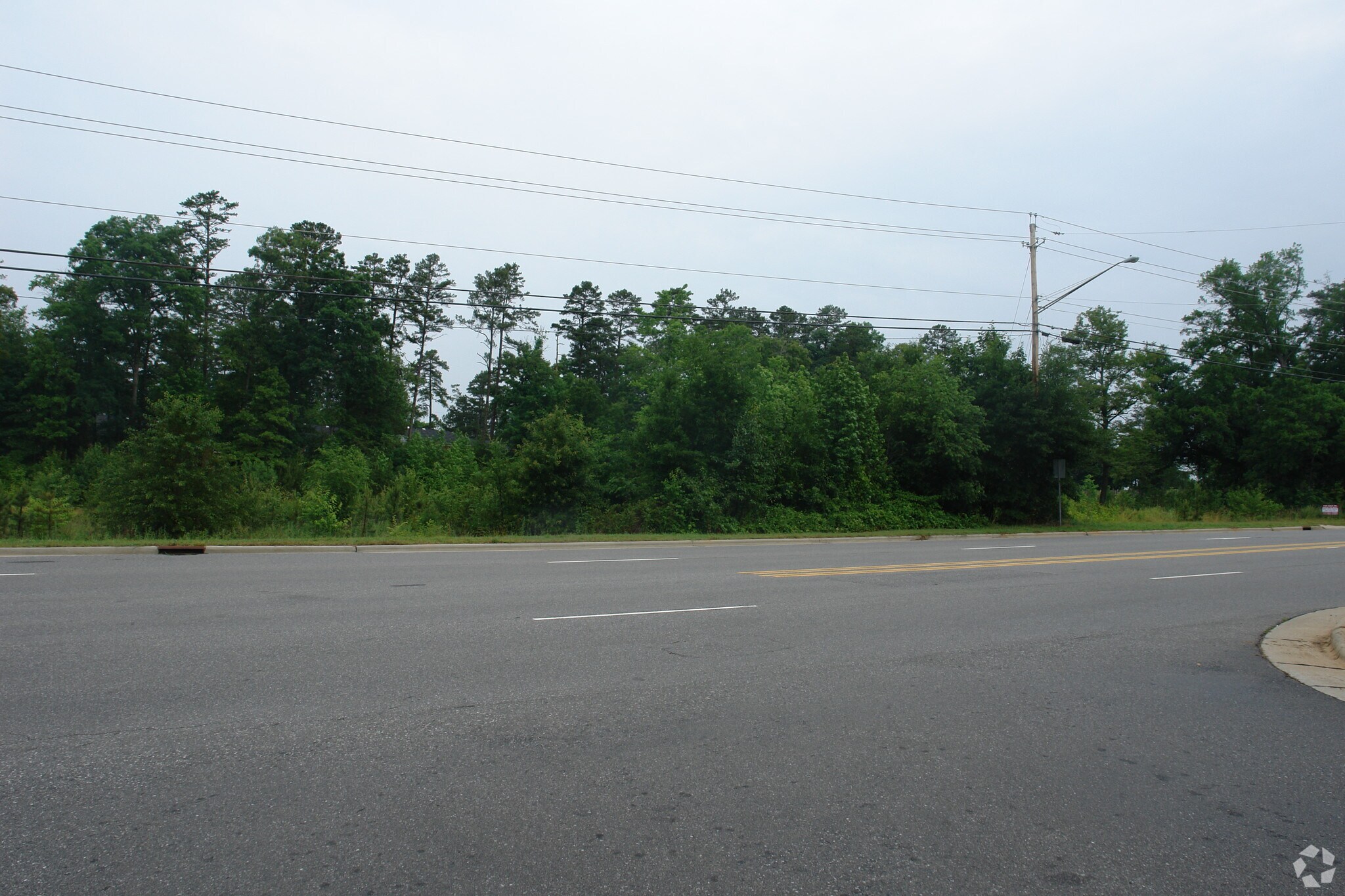 1800 Robinwood Rd, Gastonia, NC for sale Primary Photo- Image 1 of 1