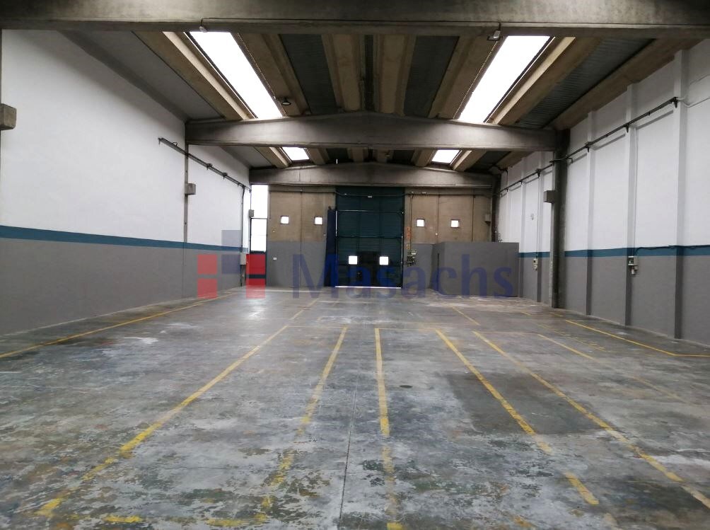 Industrial in Terrassa, BAR for lease Interior Photo- Image 1 of 3