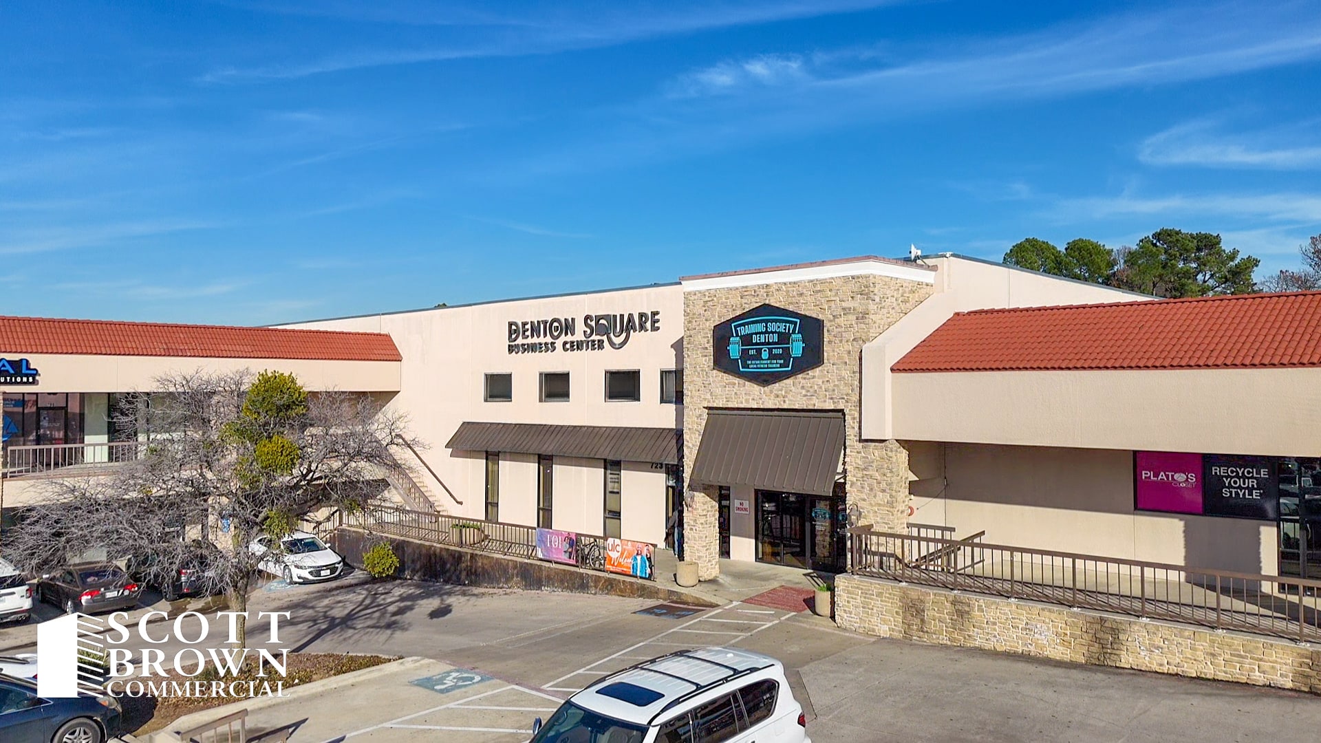 721-725 S Interstate 35, Denton, TX for lease Building Photo- Image 1 of 14