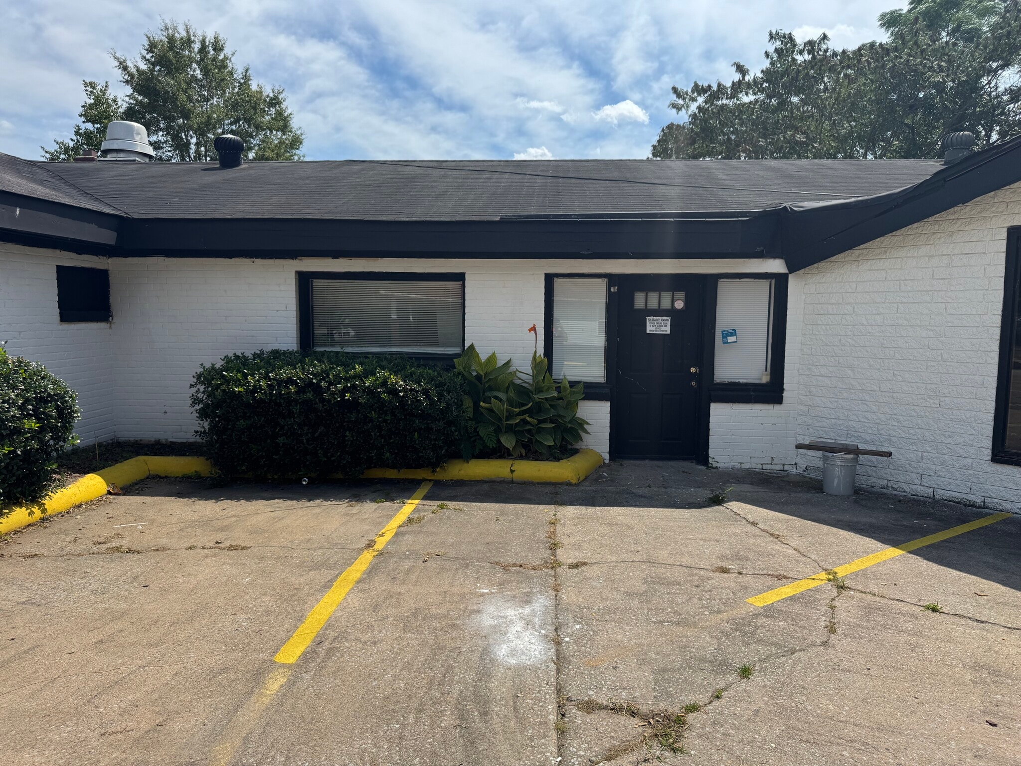 800-810 Cokey Rd, Rocky Mount, NC for lease Building Photo- Image 1 of 15