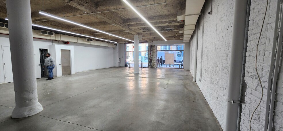 22-30 Little W 12th St, New York, NY for lease - Building Photo - Image 2 of 26