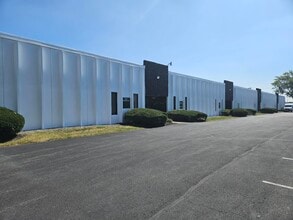 4180-4190 Fisher Rd, Columbus, OH for lease Interior Photo- Image 1 of 2