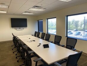 3455 Mill Run Dr, Hilliard, OH for lease Interior Photo- Image 2 of 18