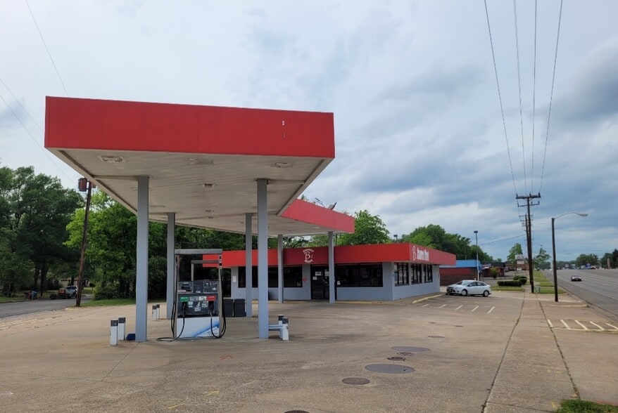 1808 W Gentry Pky, Tyler, TX for sale - Building Photo - Image 1 of 1