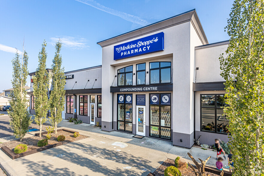 1 Hawthorne Gate, Spruce Grove, AB for sale - Building Photo - Image 1 of 1