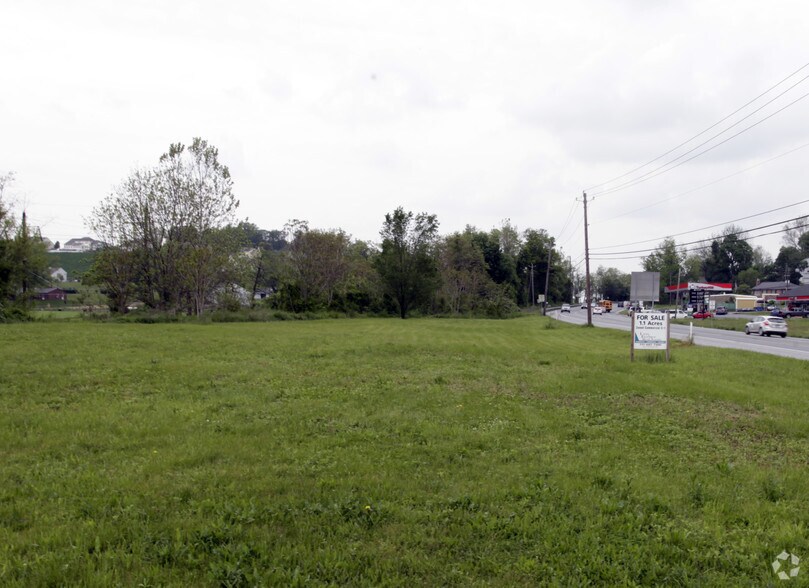 Newport Pike, Gap, PA 17527