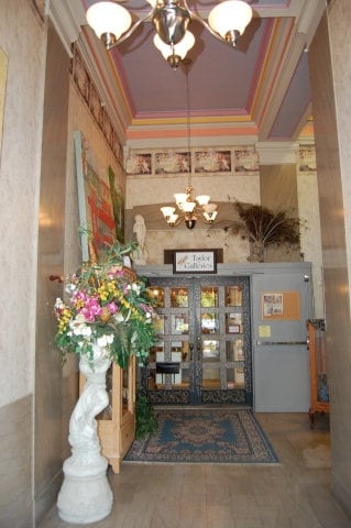 327 Main St, Greenwood, SC for sale - Lobby - Image 3 of 47