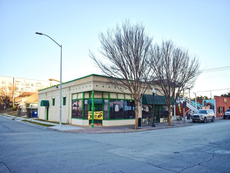 1512 W Magnolia Ave, Fort Worth, TX for sale - Building Photo - Image 1 of 1