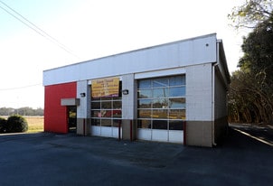 3717 Freedom Dr, Charlotte NC - Automotive Property