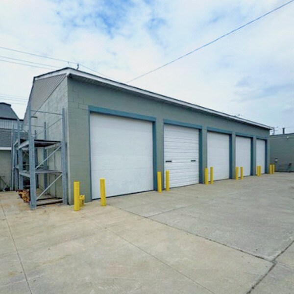 1415 Wordsworth St, Ferndale, MI for lease Building Photo- Image 1 of 2