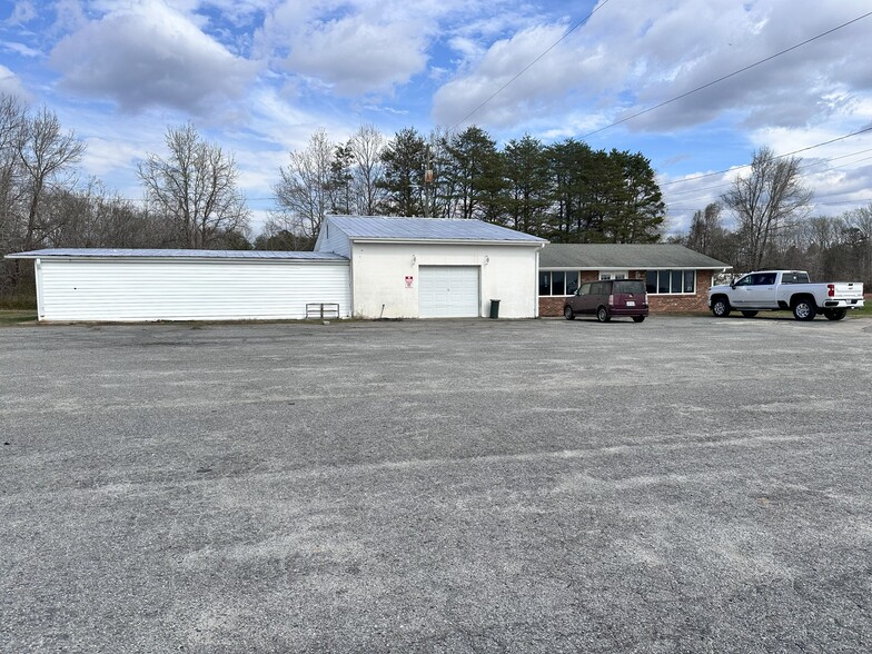 4357 NC 89 Hwy E, Walnut Cove, NC for sale - Building Photo - Image 2 of 17