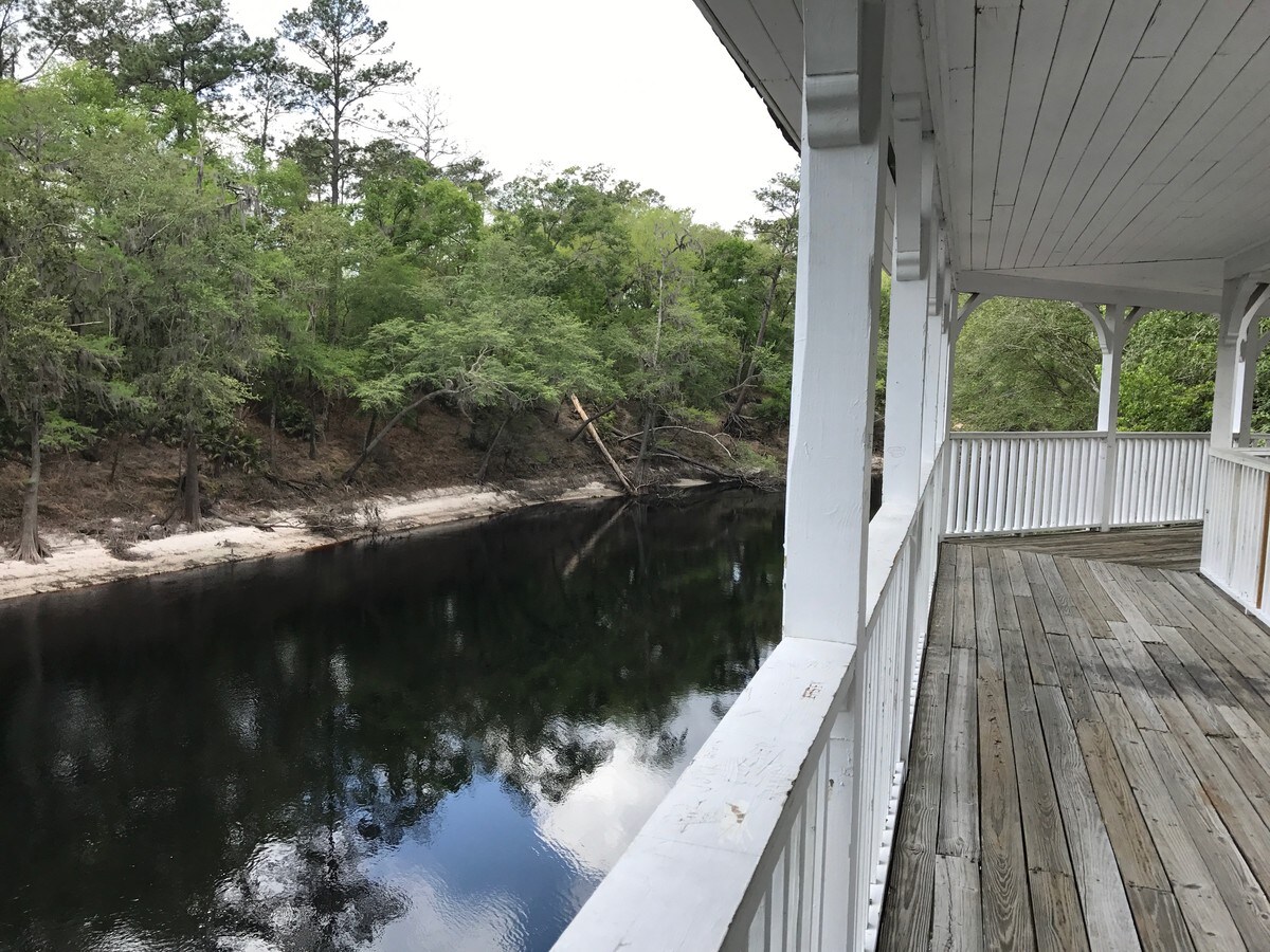 View Photo