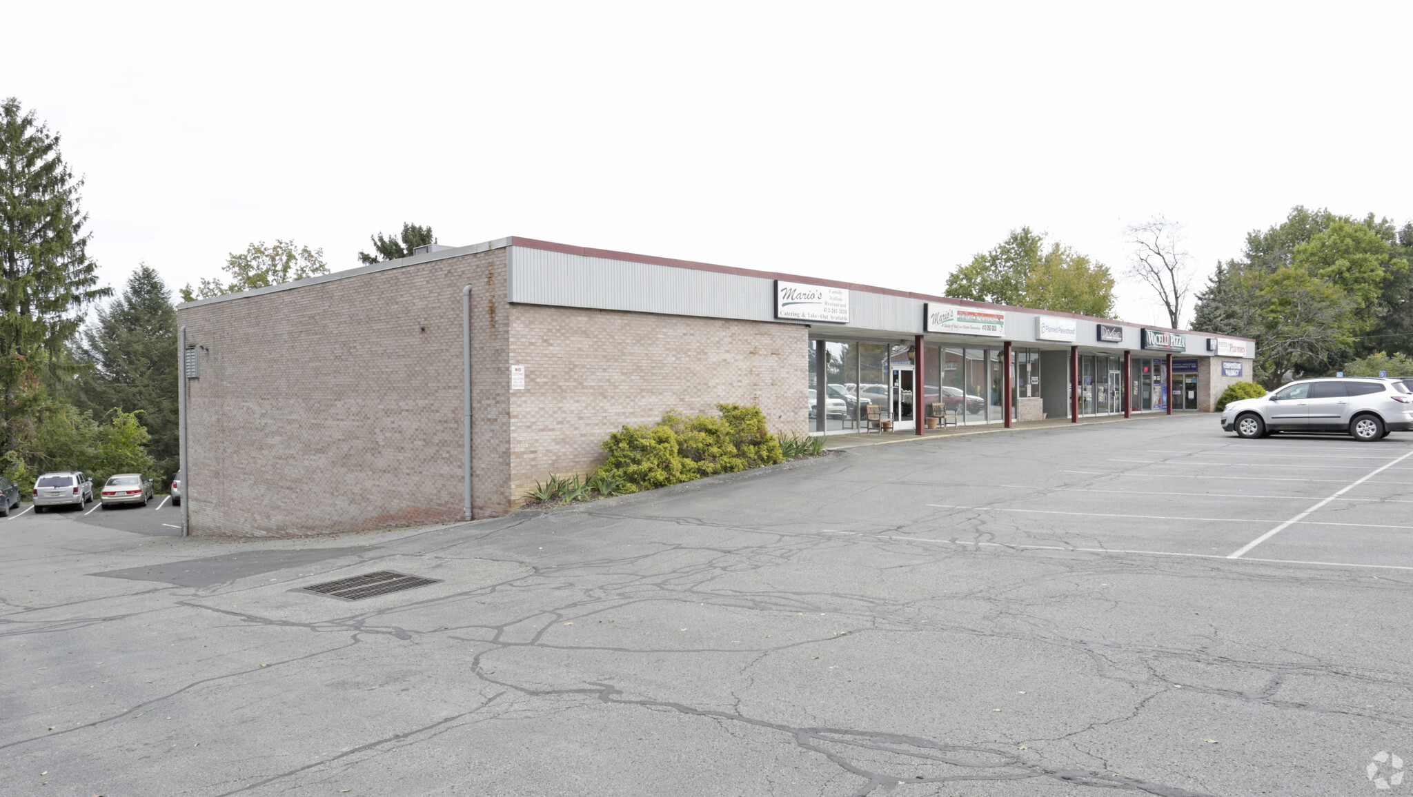 935 Beaver Grade Rd, Moon Township, PA for lease Primary Photo- Image 1 of 11