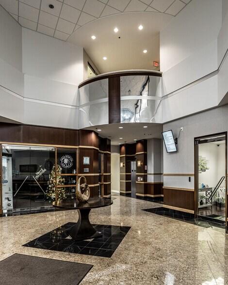 777 Beachway Dr, Indianapolis, IN for lease - Interior Photo - Image 3 of 14