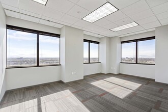 5444 Westheimer Rd, Houston, TX for lease Interior Photo- Image 2 of 10