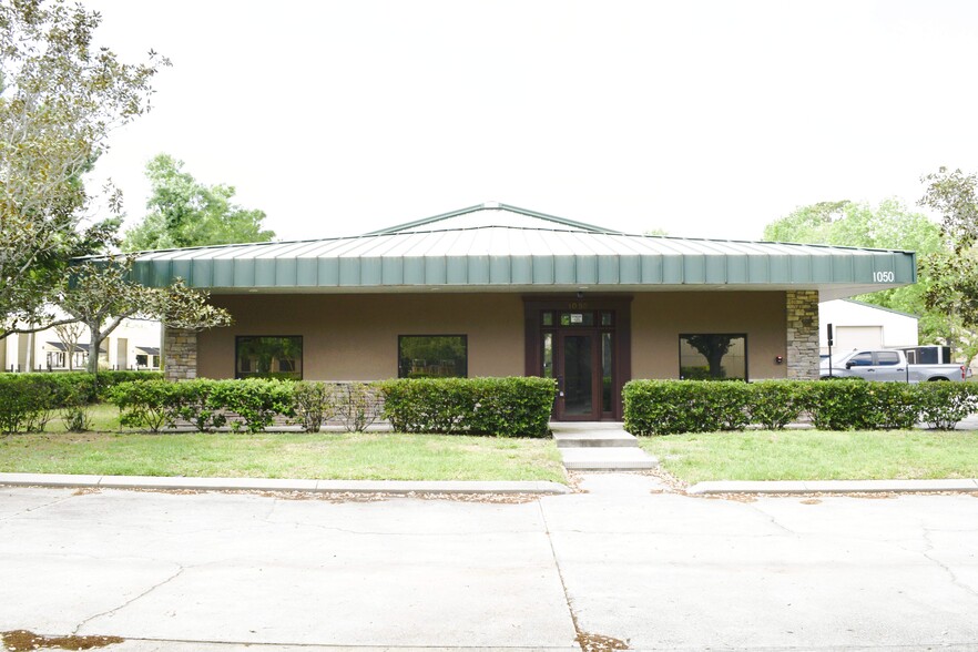 1050 Central Park Dr, Sanford, FL for sale - Building Photo - Image 2 of 24