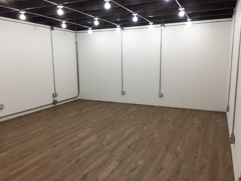 1505 N Fulton St, Gladewater, TX for sale - Building Photo - Image 3 of 8