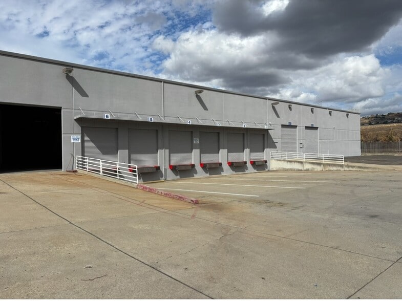 30580 San Antonio St, Hayward, CA for lease - Building Photo - Image 2 of 9
