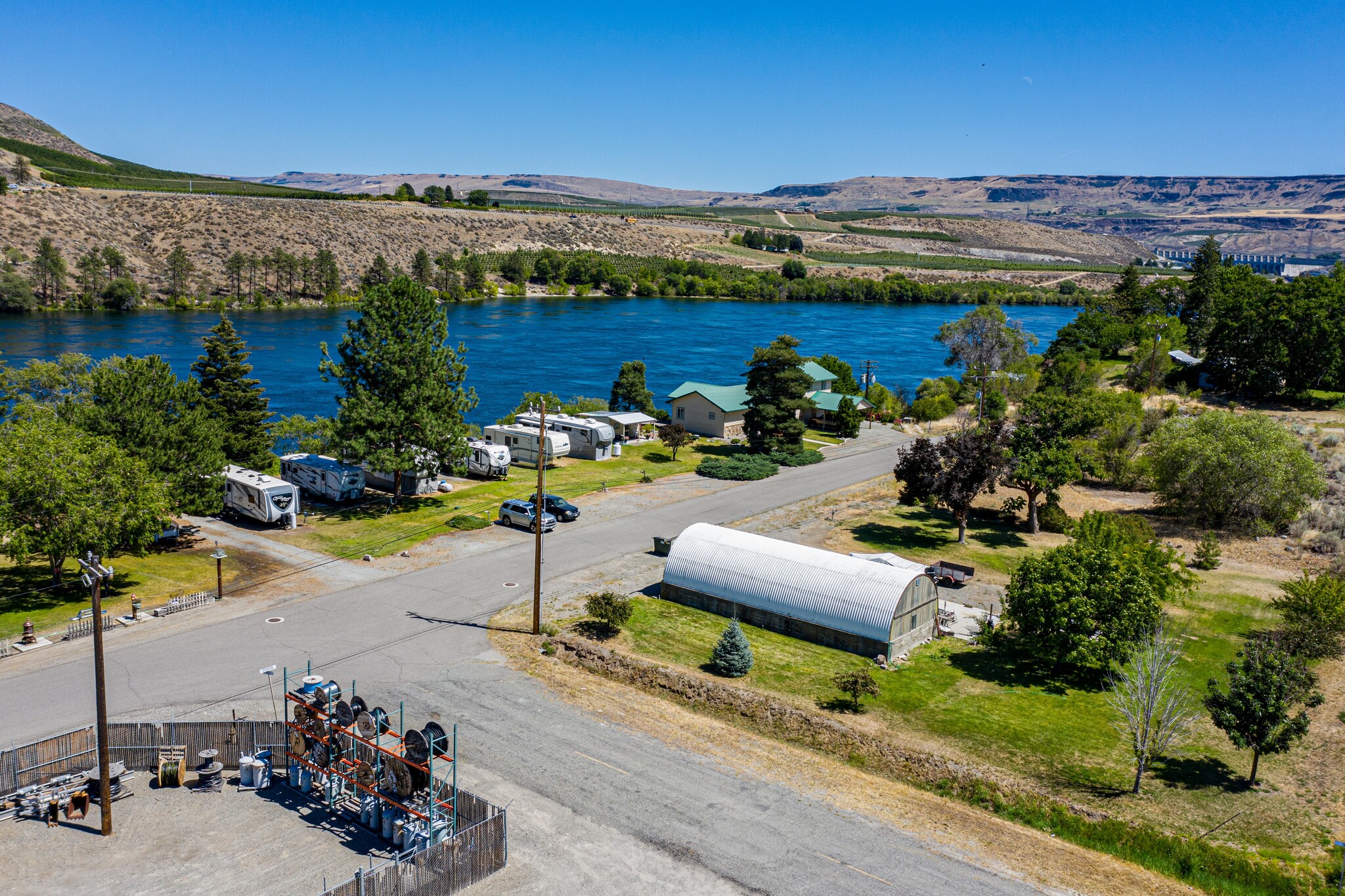 1414 Jefferson Ave, Bridgeport, WA for sale Primary Photo- Image 1 of 1