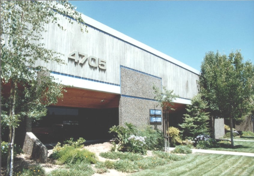 4705 N Sonora Ave, Fresno, CA for lease - Building Photo - Image 3 of 4