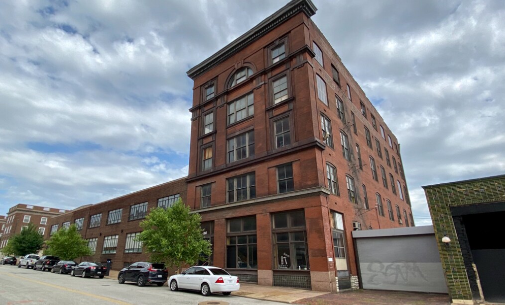 2647 Locust St, Saint Louis, MO 63103 Office for Lease